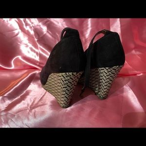 Women's Wedge. 6.5 - 4" Heel